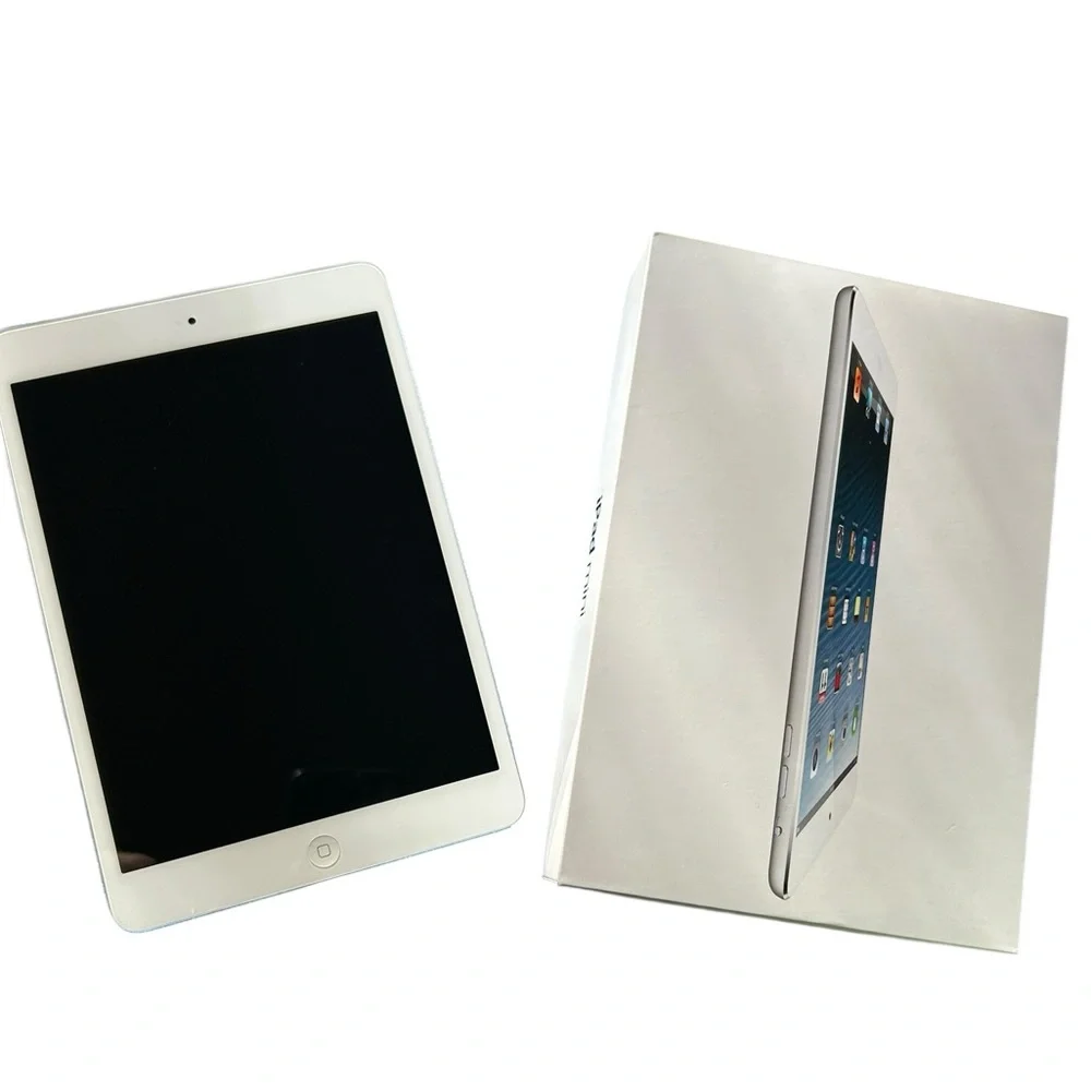 APPLE | The iPad Mini (WiFi Only) - MD532LL/A - 32GB - Silver
